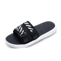 Men's slide anti-slip sandals summer light and comfortable flat outdoor slippers