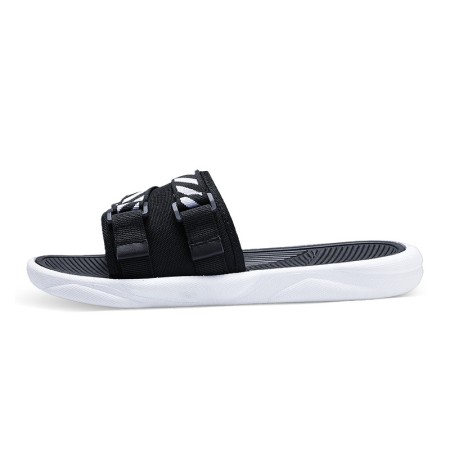 Men's slide anti-slip sandals summer light and comfortable flat outdoor slippers Men's slide anti-slip sandals summer light and comfortable flat outdoor slippers