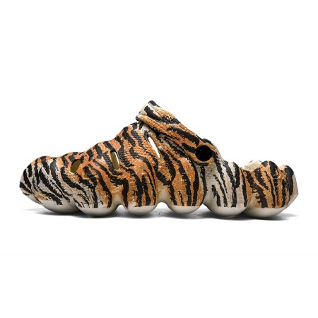 Men's Tiger Shape Cloud Slippers Comfortable Platform Lightweight Pillow clogs Summer Indoor and Outdoor Adjustable Strap Open Toe Sandals