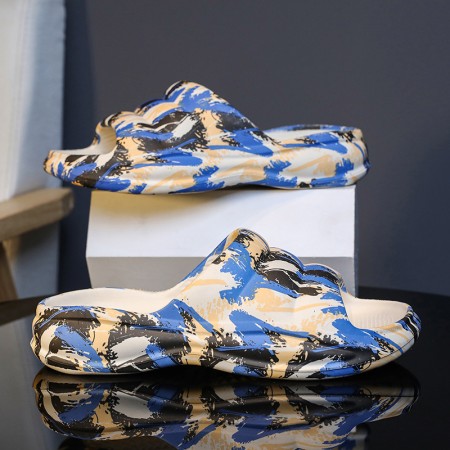 Men's Stylish Graffiti-Printed Elevated Slides - Comfort and Durability Combined