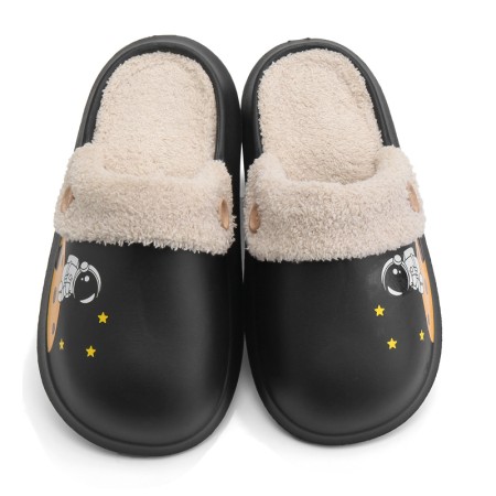 Men's and Women's Winter Warmth Garden Shoes - Slip-Resistant Wooden Clogs with Removable Lining Men's and Women's Winter Warmth Garden Shoes - Slip-Resistant Wooden Clogs with Removable Lining