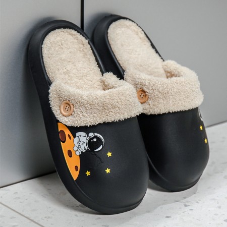 Men's and Women's Winter Warmth Garden Shoes - Slip-Resistant Wooden Clogs with Removable Lining Men's and Women's Winter Warmth Garden Shoes - Slip-Resistant Wooden Clogs with Removable Lining