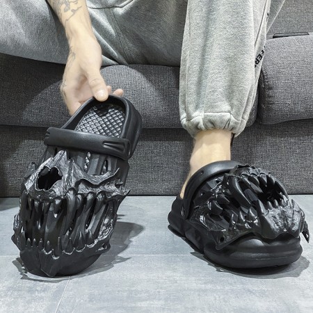 Men's Stylish Outdoor Slip-On Sandals with Skull Design - Comfortable Garden Shoes