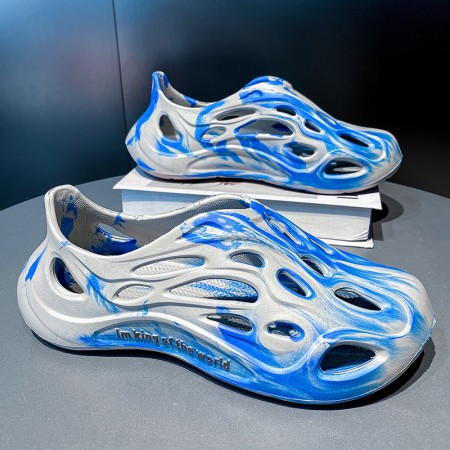 Men's Outdoor Fashion Sandals with Ethylene Vinyl Acetate Soles and Stylish Skeletal Design